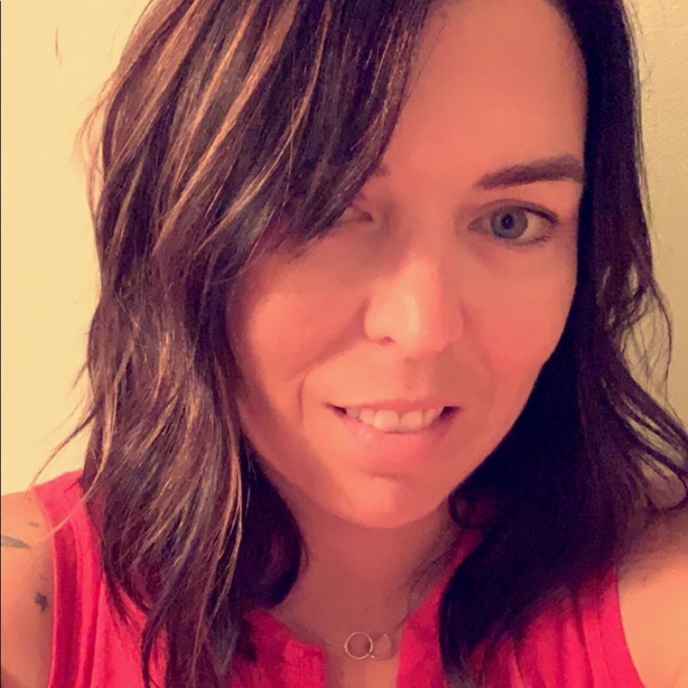 Meet your Posher, Misti